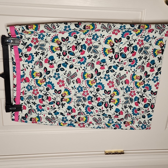 Boden Floral Pencil Skirt - Size US 8R - NWOT - Picture 3 of 9